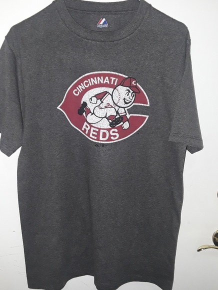 T-shirt - Picture 1 of 3